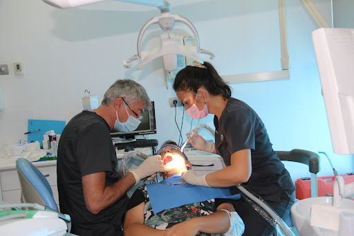 Clínica Dental Valencia Art & Dent Dentista en Valencia