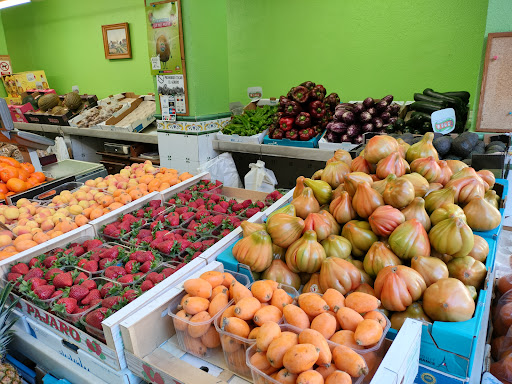 Frutas Y Verduras Selectas De La Huerta Valenciana