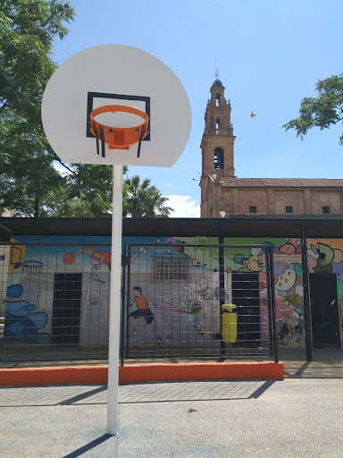 Cancha de fútbol y baloncesto "la Fonteta de Sant Lluís"