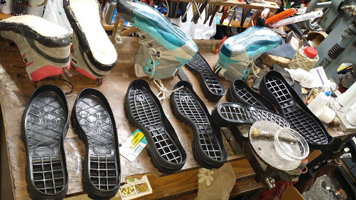 El sabater, Reparación de calzado (Zapatero)
