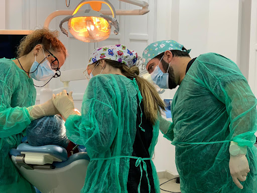 Clínica Dental Sala & Moreno Valencia, Implantes Dentales