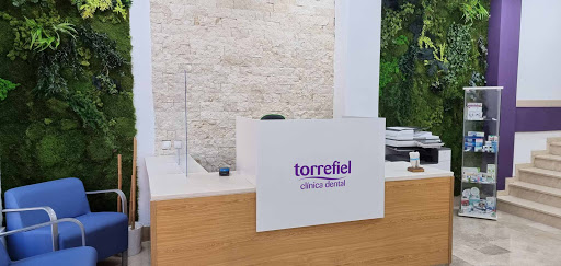 Clínica dental Torrefiel Dentista en Valencia