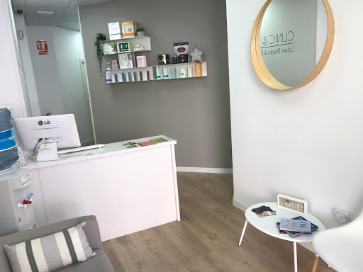 CLINIC AND ESTHETIC By Skincare Addict