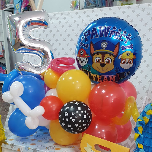 Loly Party Decoración y arte con globos.