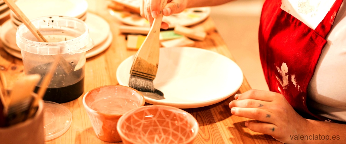 Beneficios de tomar clases de cerámica en un taller especializado