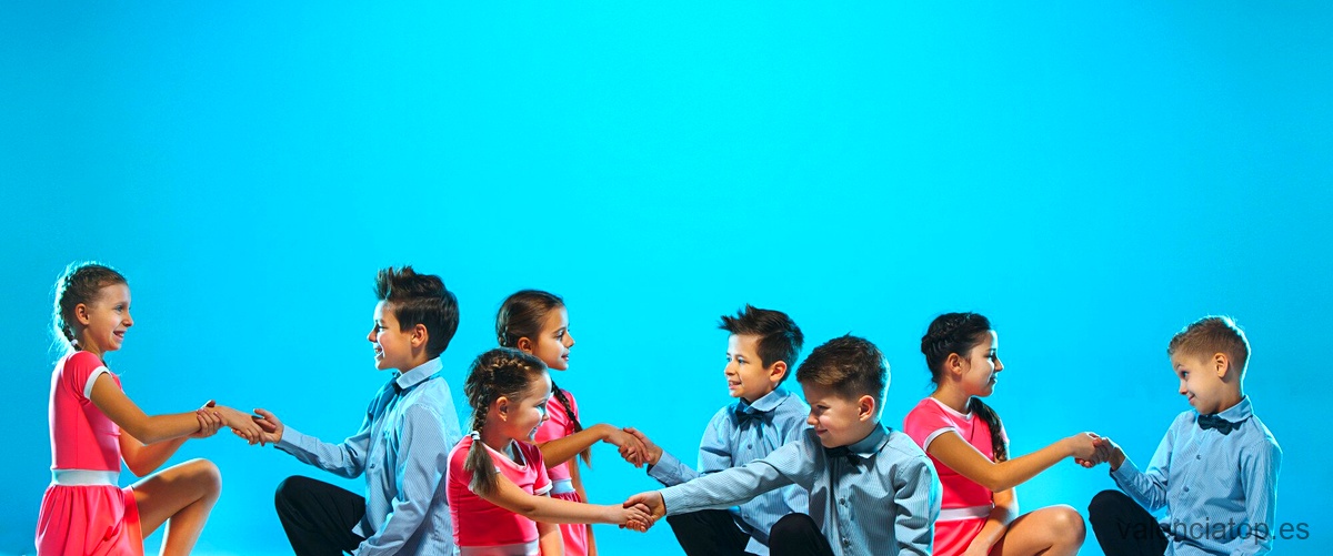 ¿Qué se enseña en una escuela de baile para niños en Valencia?